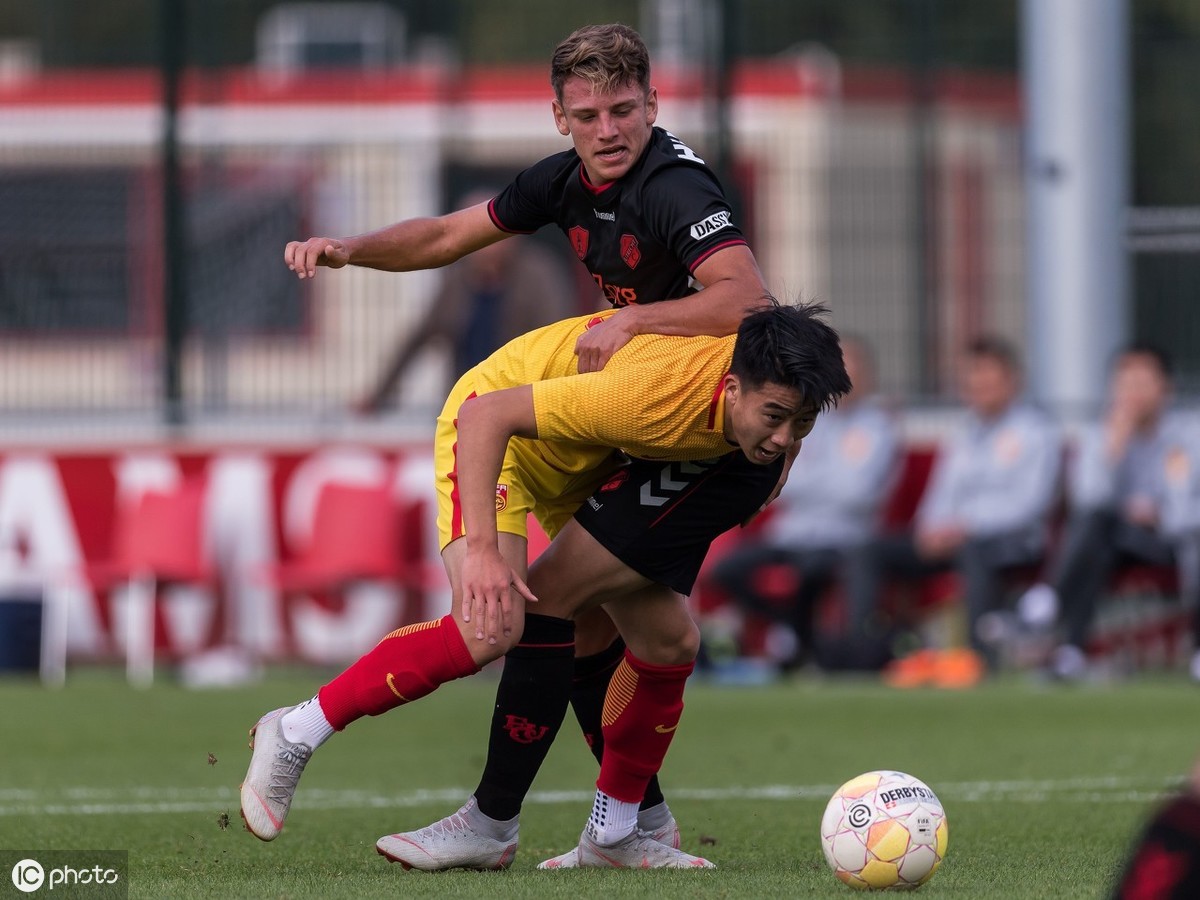 28quan关于华盛顿奇才迎荷甲关键赛,加时末段手感冰凉,质疑声四起,球队文化被再次提及的信息