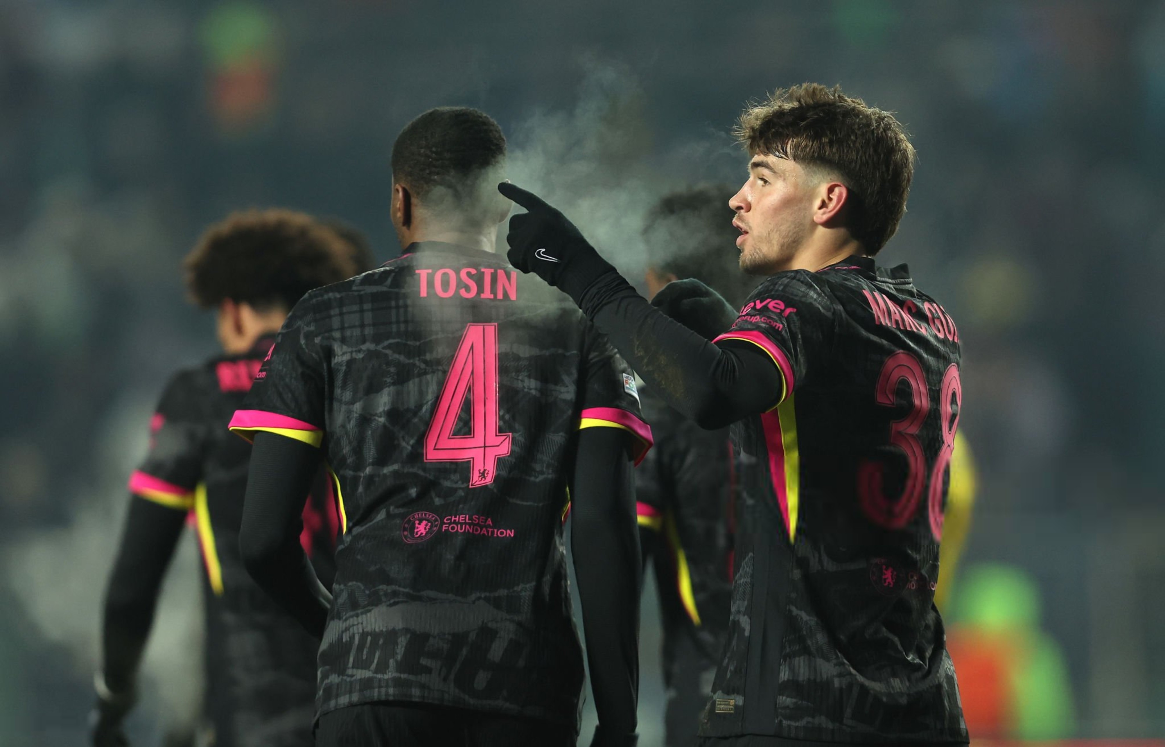 28圈首页包含今晚切尔西刷新队史纪录:欧联节点到来,目标明确,数据趋势出现新变化的词条