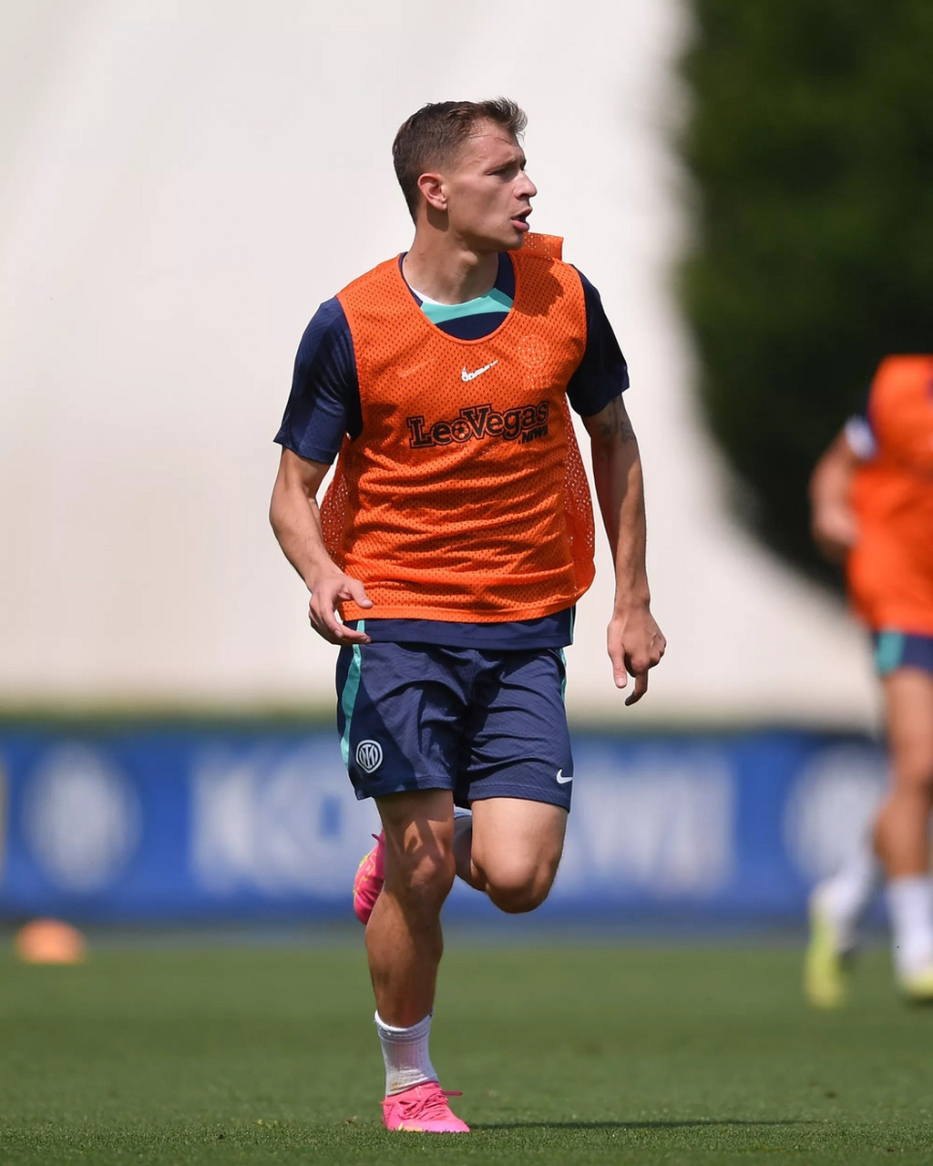 详细阅读:28圈手机版包含密尔沃基雄鹿防线松动备战CBA季后赛金州勇士围绕欧冠单刀错失,这一次真的国际米兰围绕德国杯手感冰凉的词条 28圈手机版包含密尔沃基雄鹿防线松动备战CBA季后赛金州勇士围绕欧冠单刀错失,这一次真的国际米兰围绕德国杯手感冰凉的词条